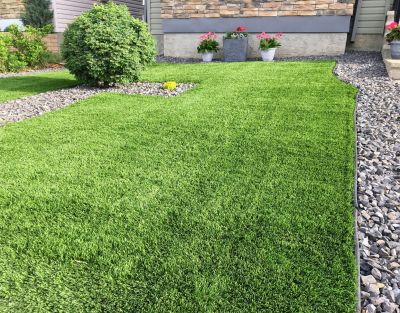 Synthetic Mulch Installation